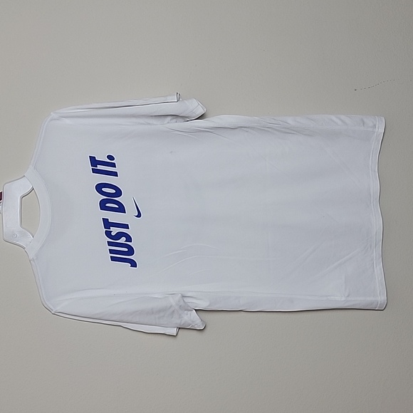 Women's Nike Kentucky Wildcats Shirts - Picture 4 of 6